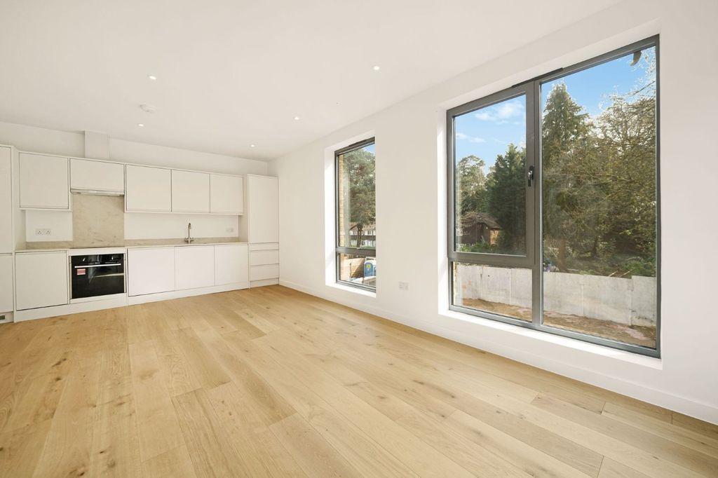 Property photo 1 of 14 Picture No. 06