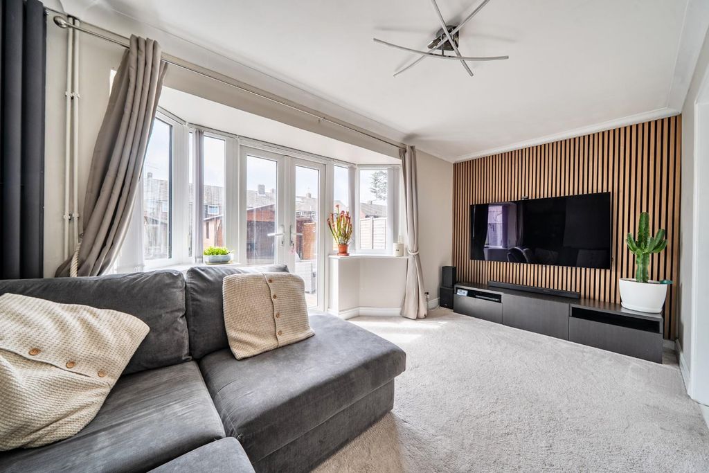 Property photo 3 of 14 1-6A722A48831F3-1497170 (11)-1.Jpg