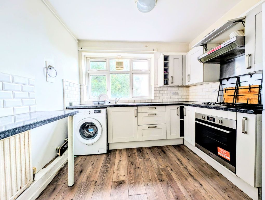 Property photo 2 of 4