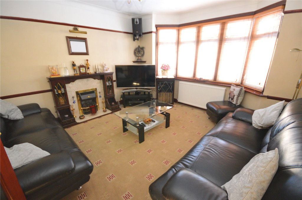 Property photo 2 of 13 Picture No. 01