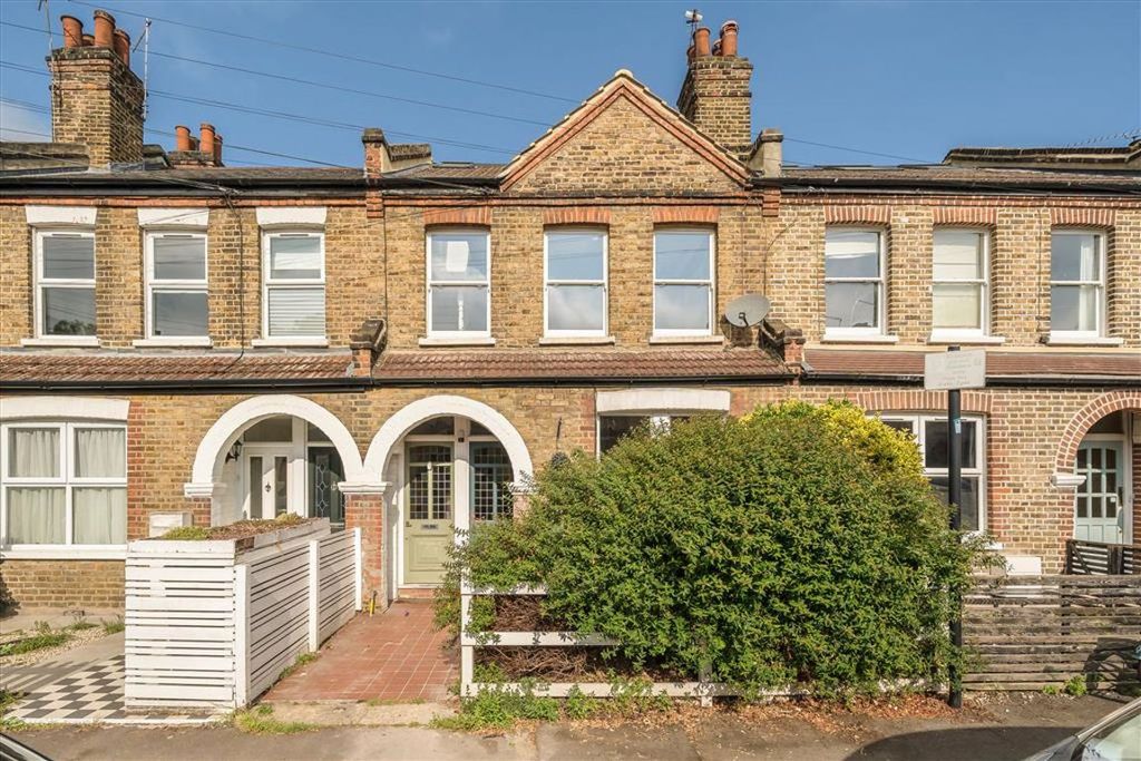 Property photo 1 of 8
