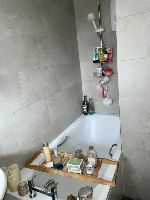 Property photo 2 of 4 Bathroom