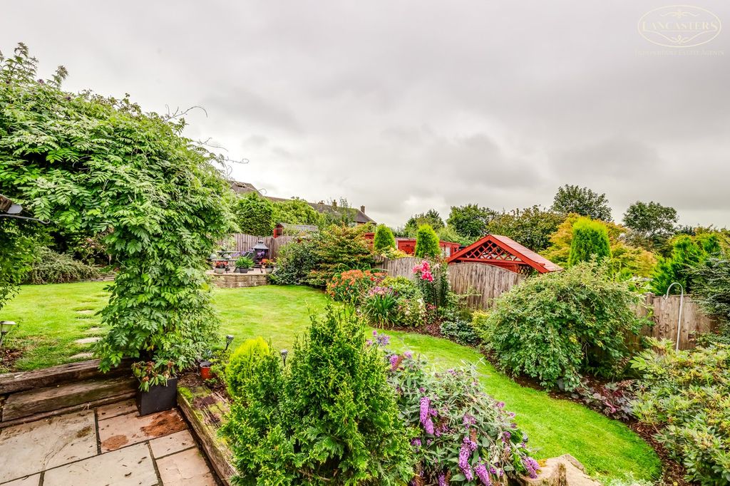 Property photo 2 of 33 Rear