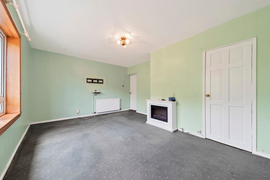 Property photo 3 of 12 Pbox-Img.Jpg