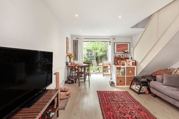 Property photo 2 of 6 288101