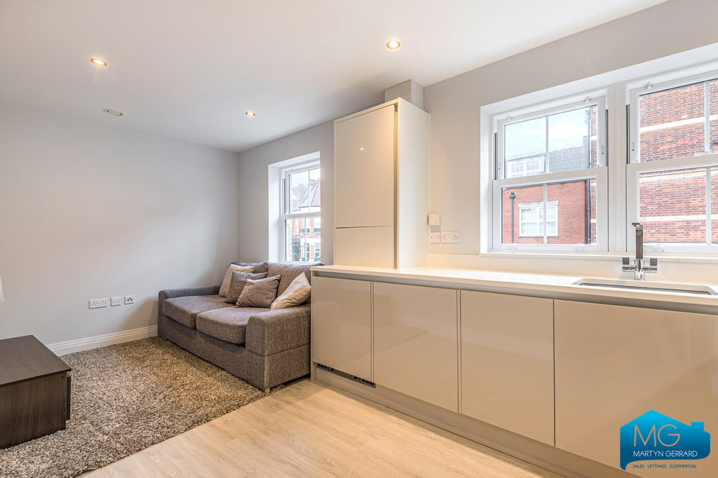 Property photo 2 of 6 Picture No. 16