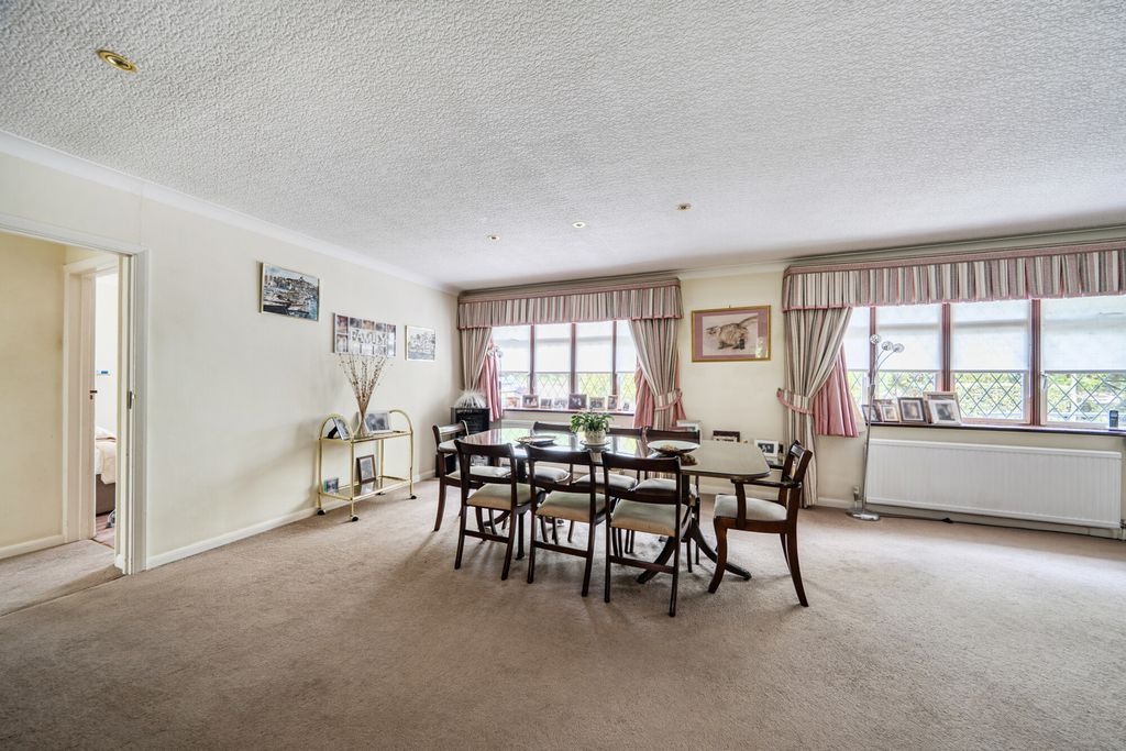 Property photo 3 of 24 1464587-13-6A0B10...