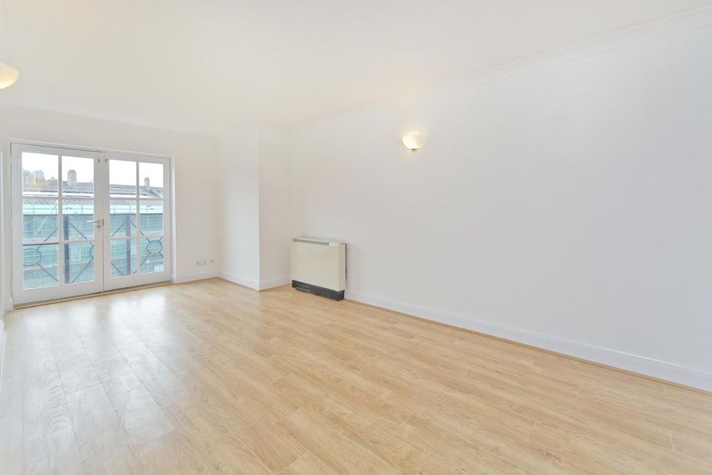 Property photo 1 of 9 Reception Room