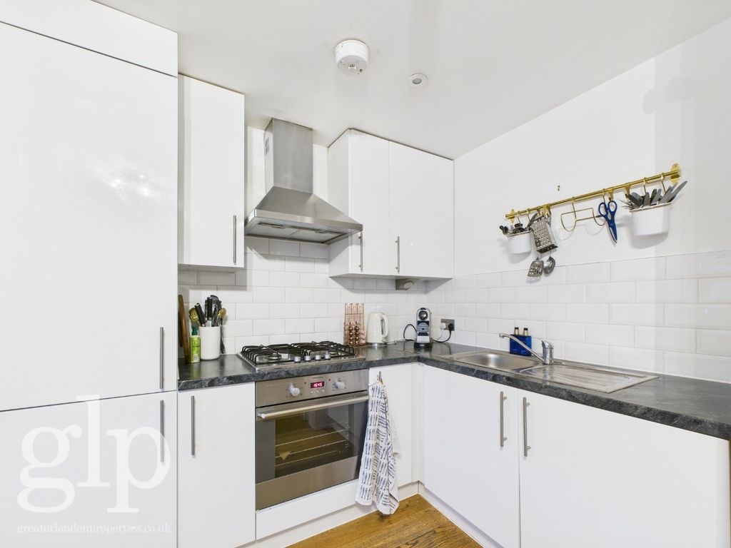 Property photo 2 of 11 4753721