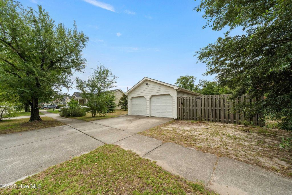 Property photo 3 of 24 <Alttext/>