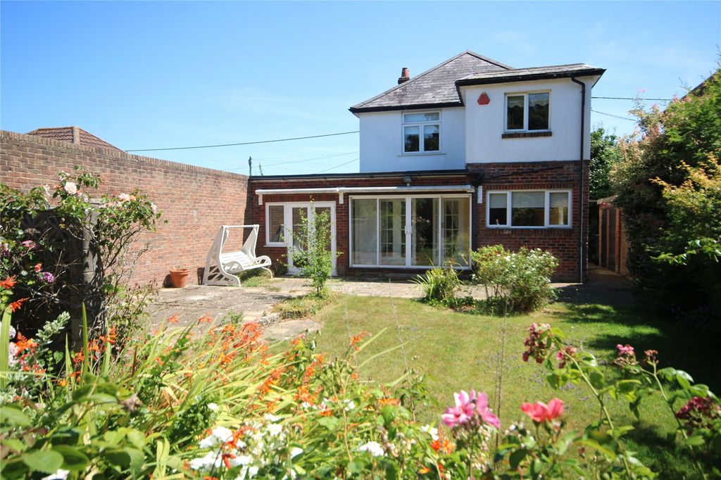 Property photo 1 of 15 Picture No. 18