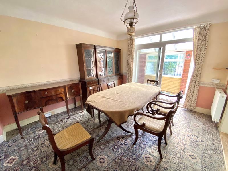 Property photo 3 of 16 Dining Area