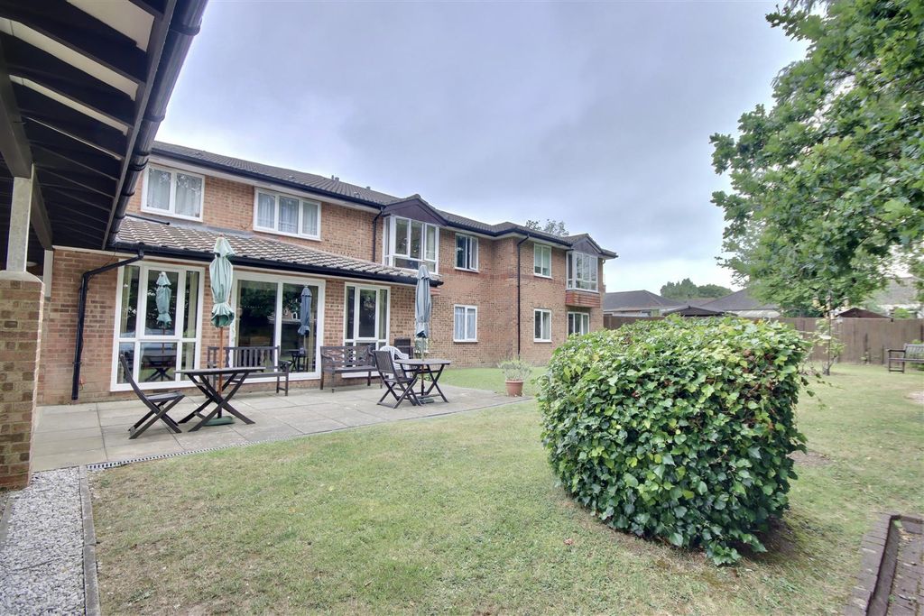 Property photo 1 of 13 5F710092-747C-409F-B08C-E76872F36A4B_1_201_A.Jpeg