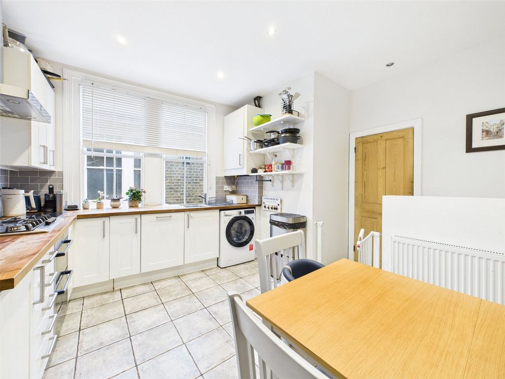 Property photo 2 of 9 Picture No. 03