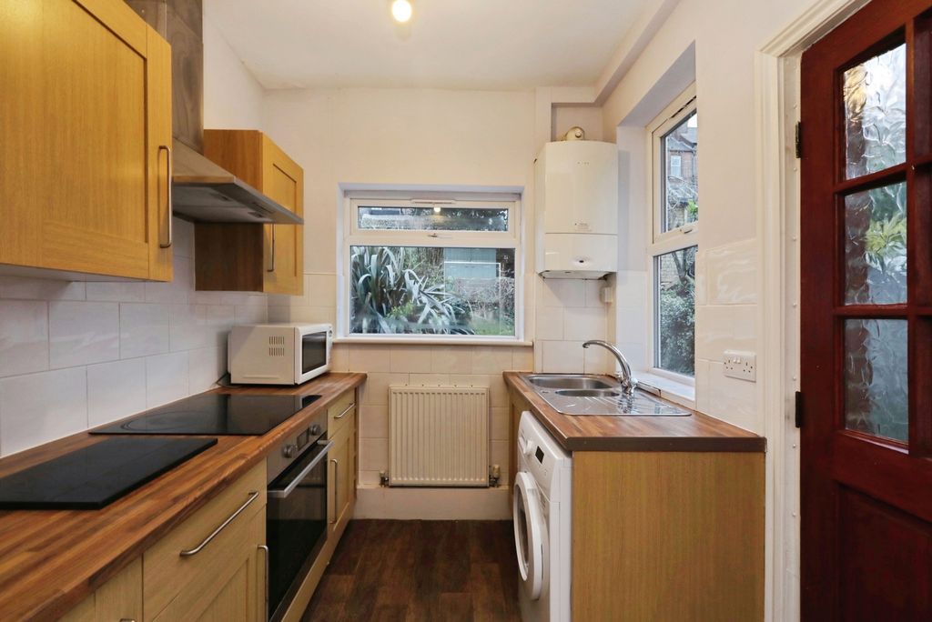 Property photo 2 of 25 Pbox-Img.Jpg