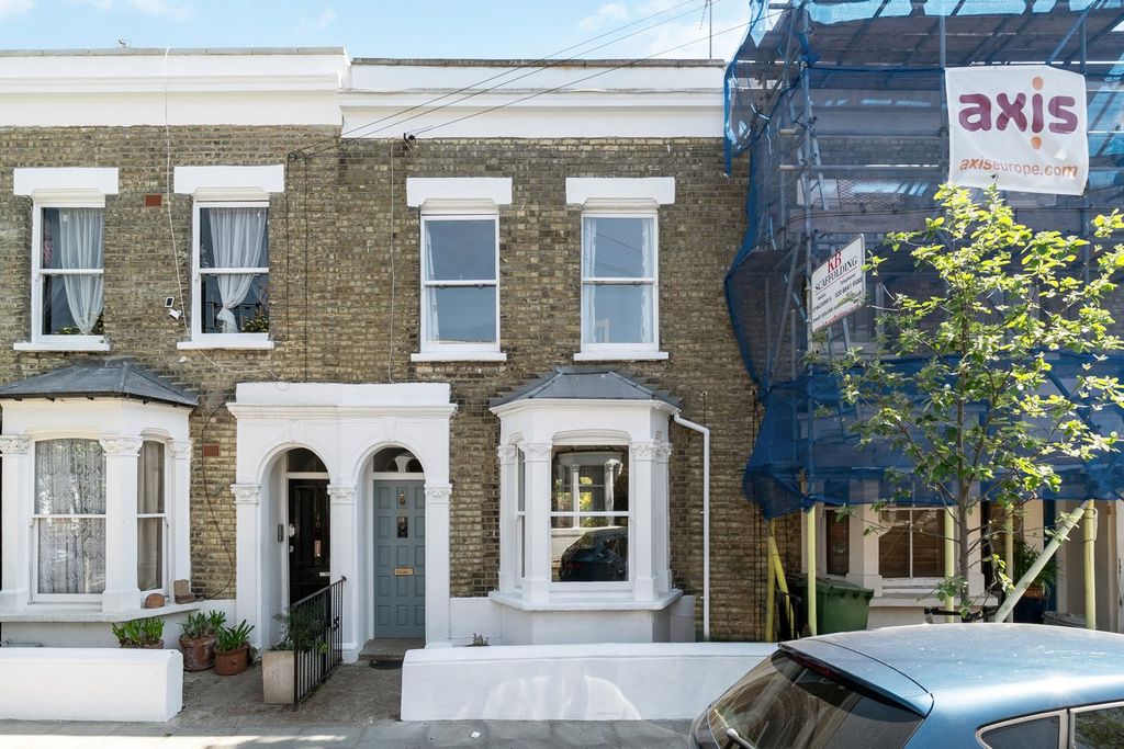 Property photo 2 of 9