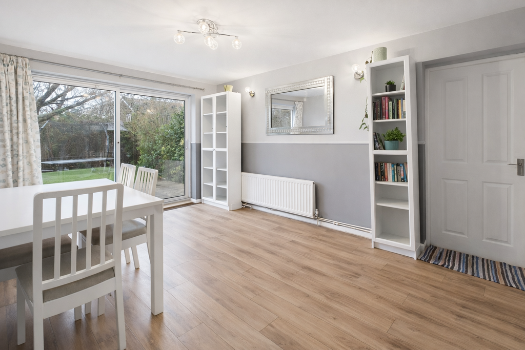 Property photo 2 of 24