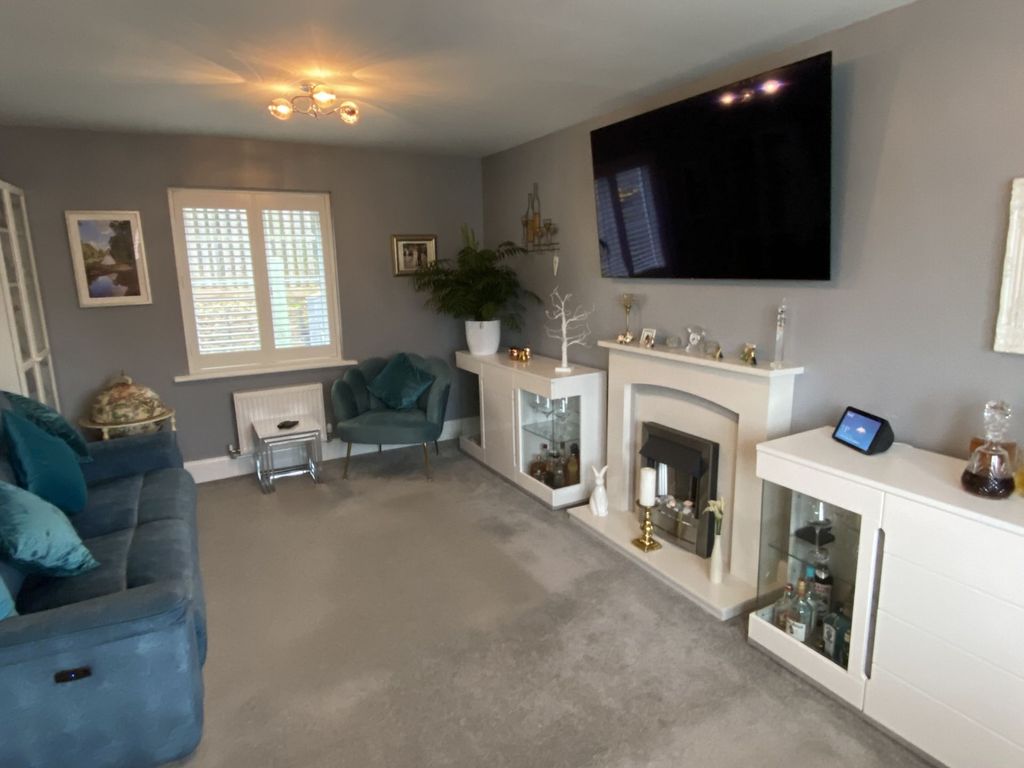 Property photo 3 of 13 Photo 5