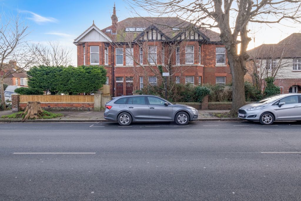 Property photo 1 of 25 04-54F2Pd-Ara-88 New Church Road-16.Jpg