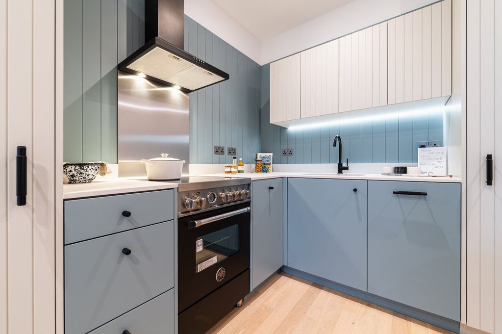 Property photo 1 of 20