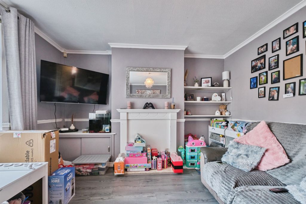 Property photo 3 of 15