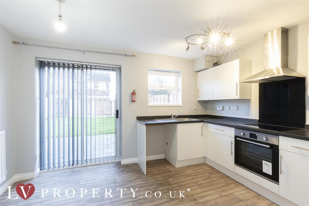 Property photo 2 of 11 N2.Jpg