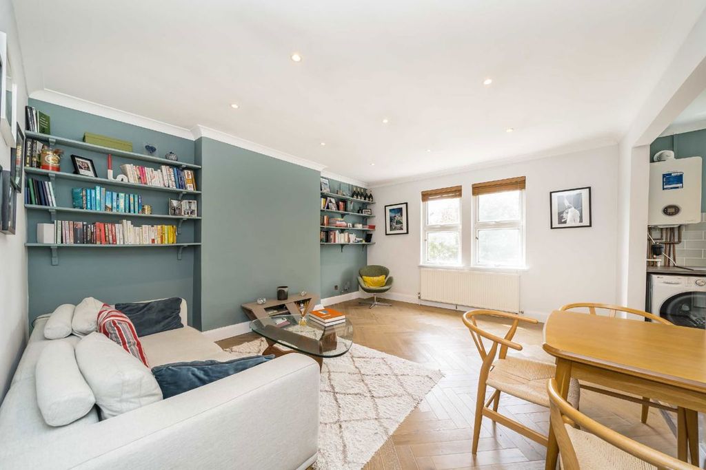 Property photo 1 of 4