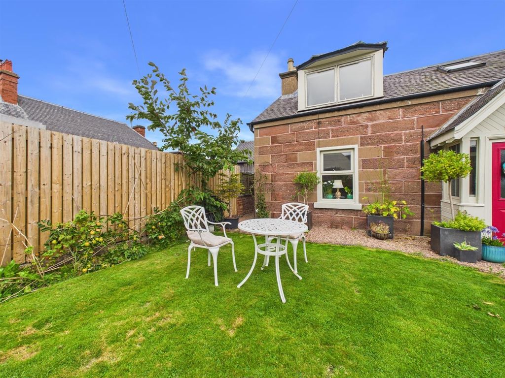 Property photo 3 of 25 Cam03924G0-Pr0165-Still024.Jpg