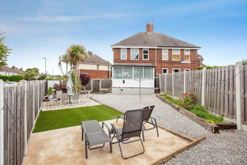 Property photo 1 of 19 Pbox-Img.Jpg
