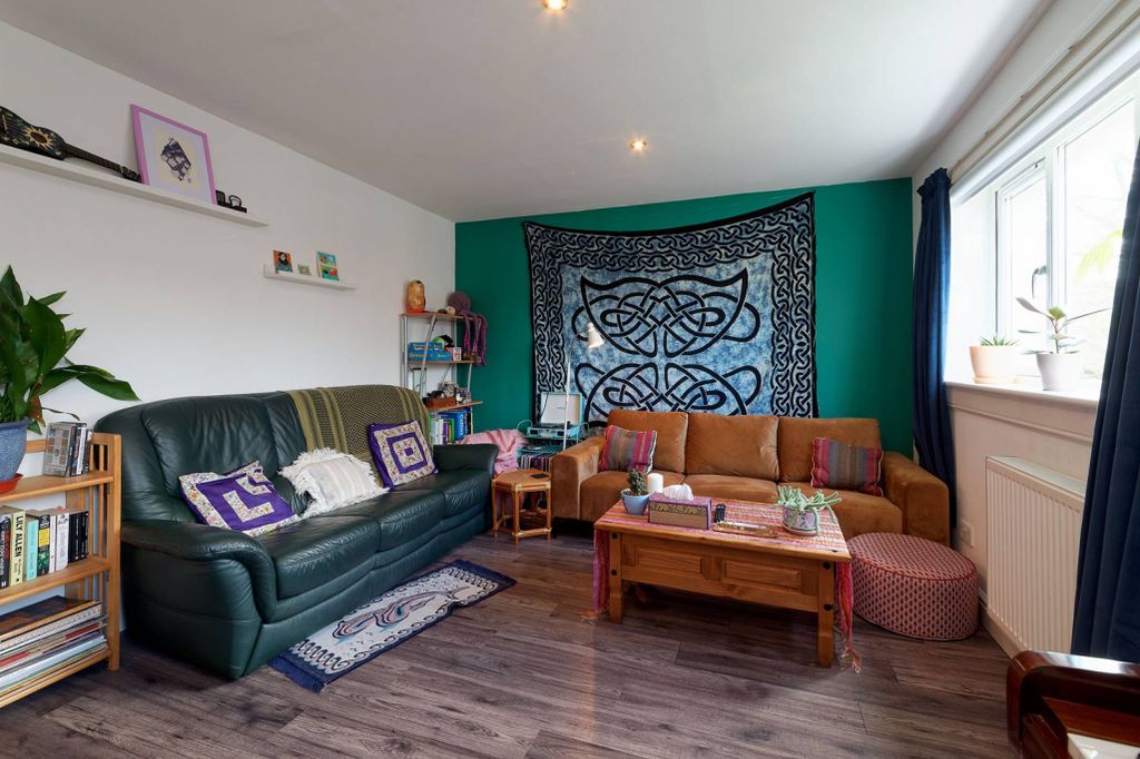 Property photo 3 of 26