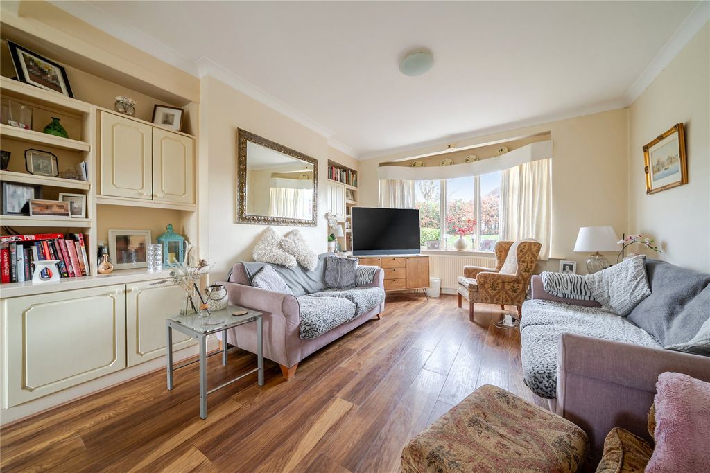 Property photo 2 of 16 Picture No. 03