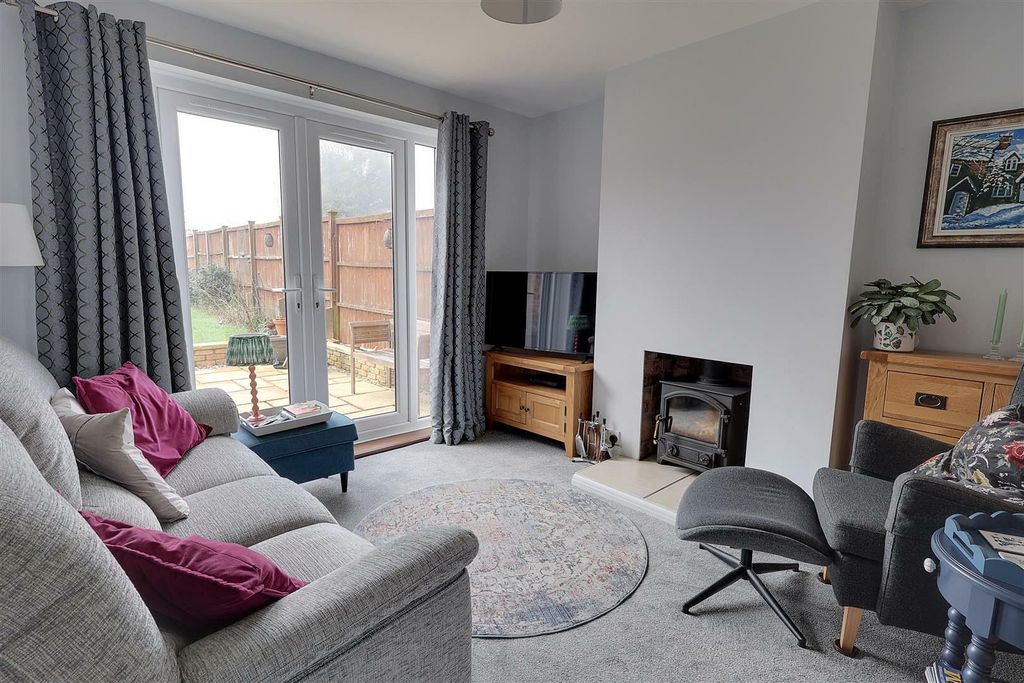 Property photo 2 of 14