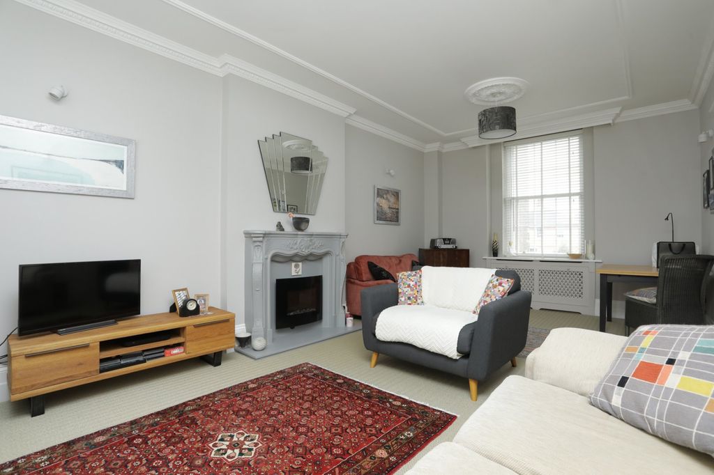 Property photo 2 of 20 Picture 2