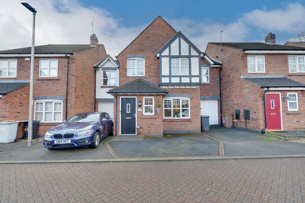 Property photo 1 of 29