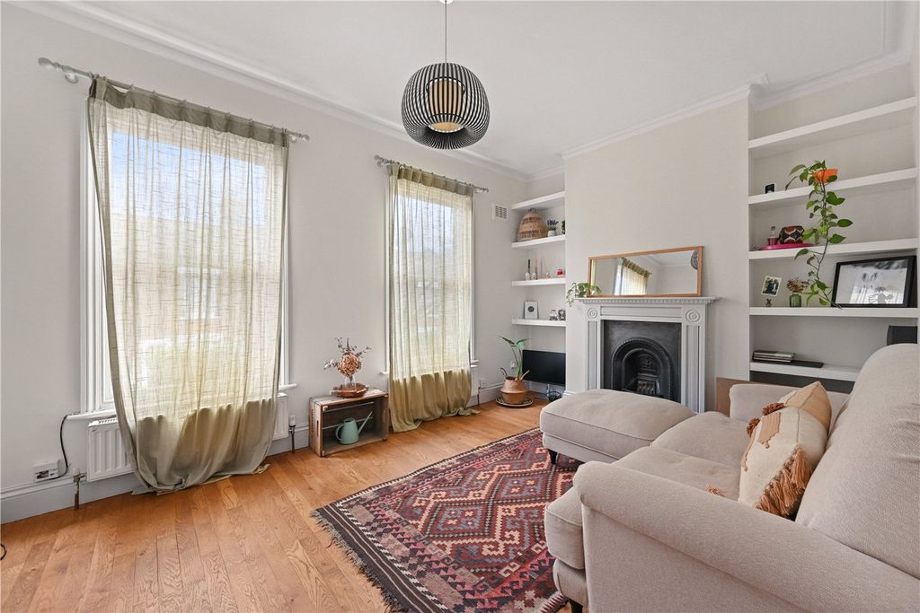 Property photo 2 of 15 Picture No. 23