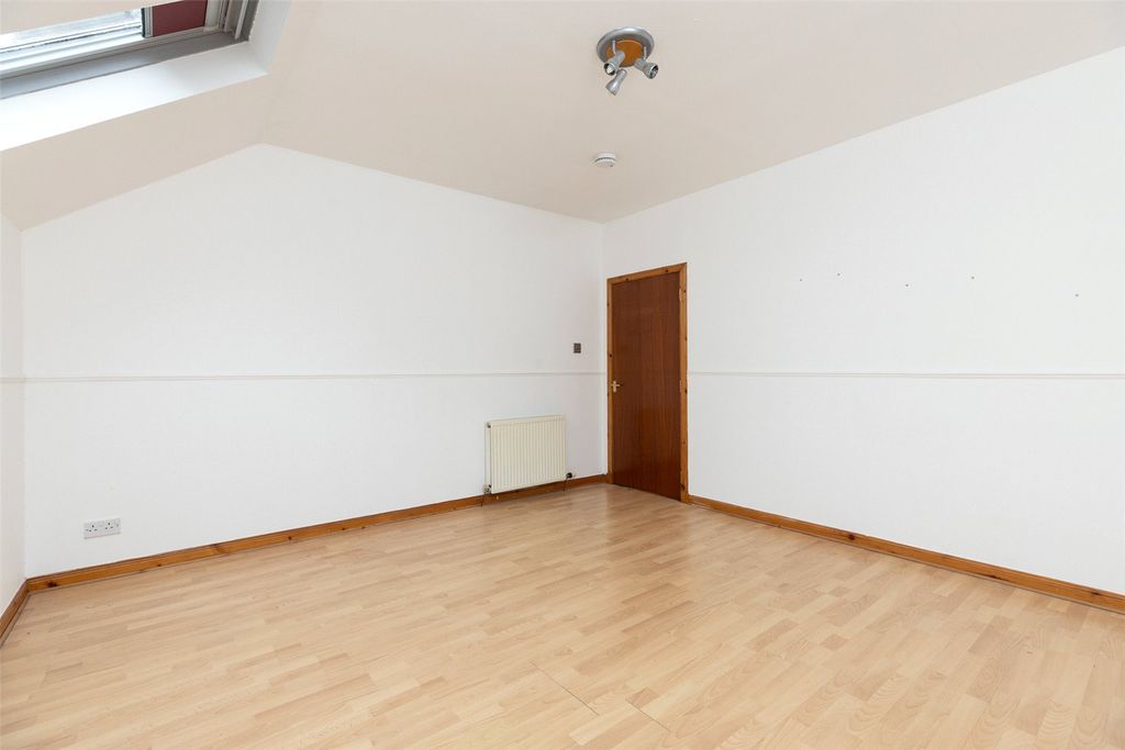 Property photo 2 of 12 Living Room