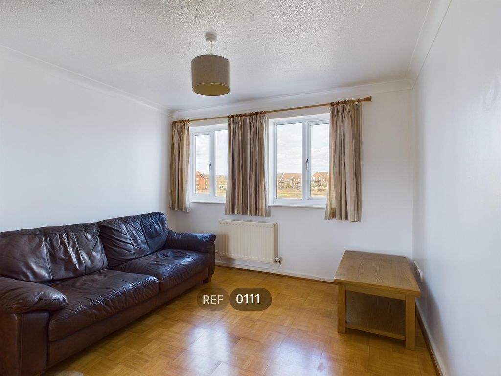 Property photo 3 of 12 Living Room