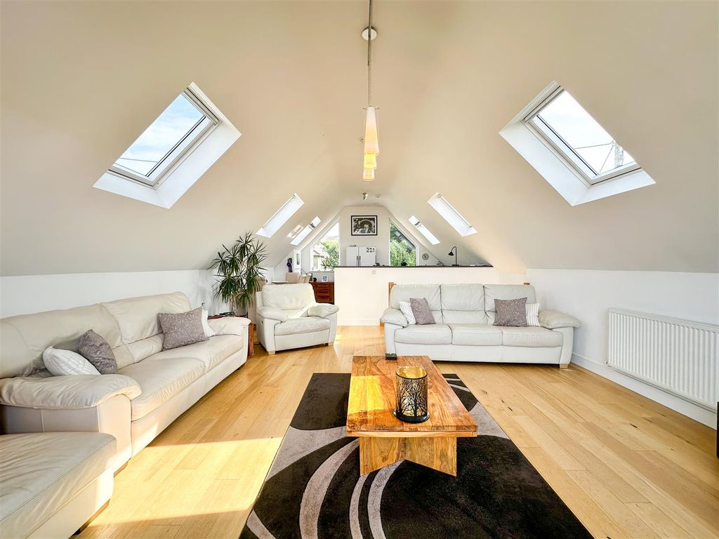 Property photo 3 of 24 Open Plan Living Room
