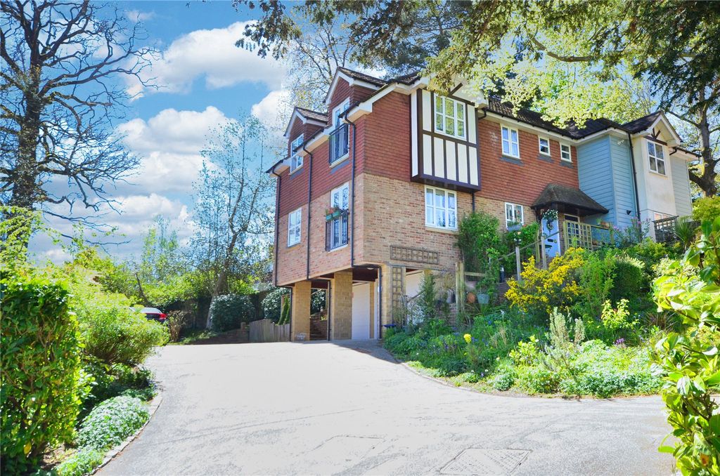 Property photo 1 of 15 Front