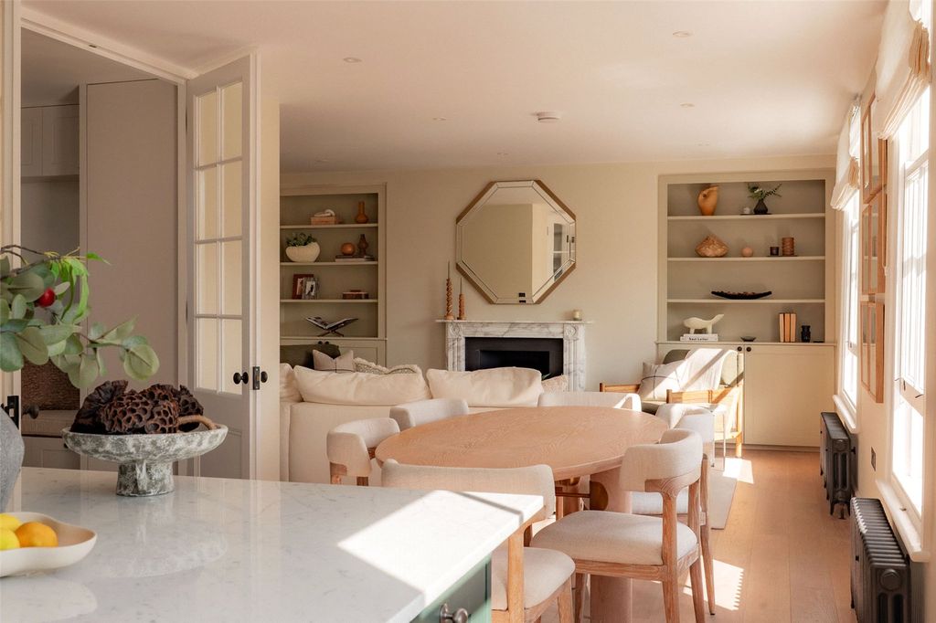 Property photo 2 of 16 Reception Room