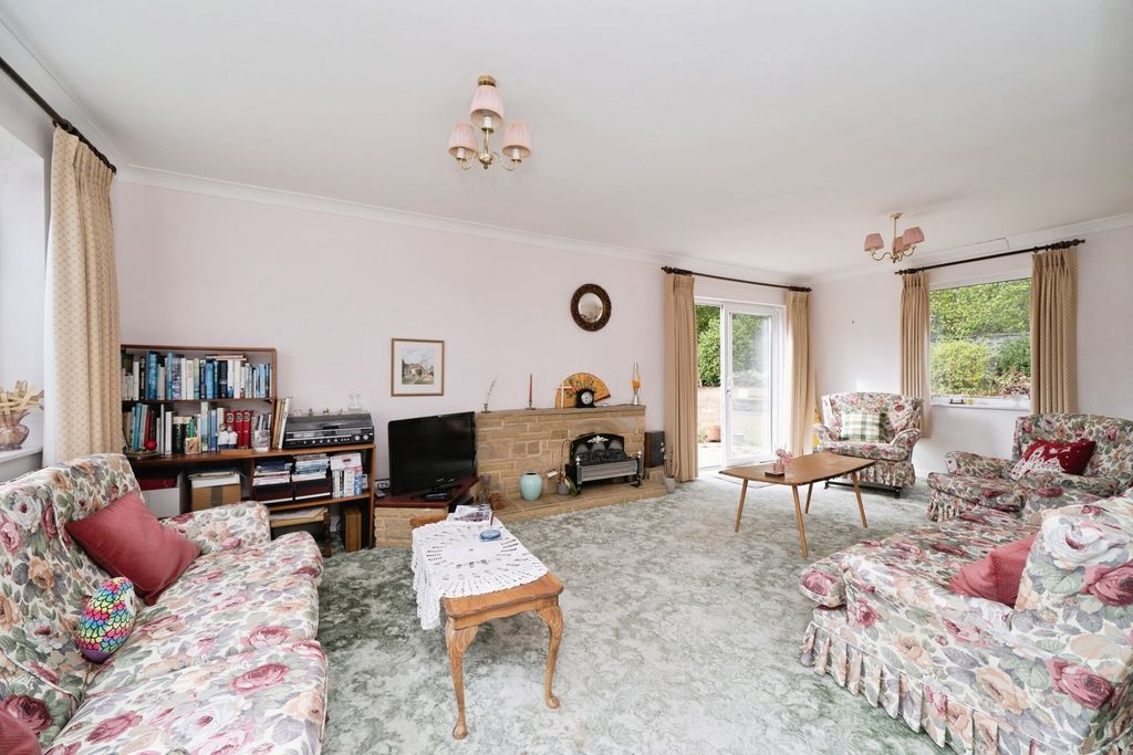 Property photo 3 of 17 Pbox-Img.Jpg