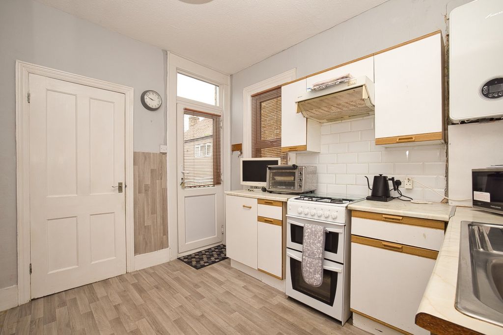 Property photo 2 of 14 Picture 2