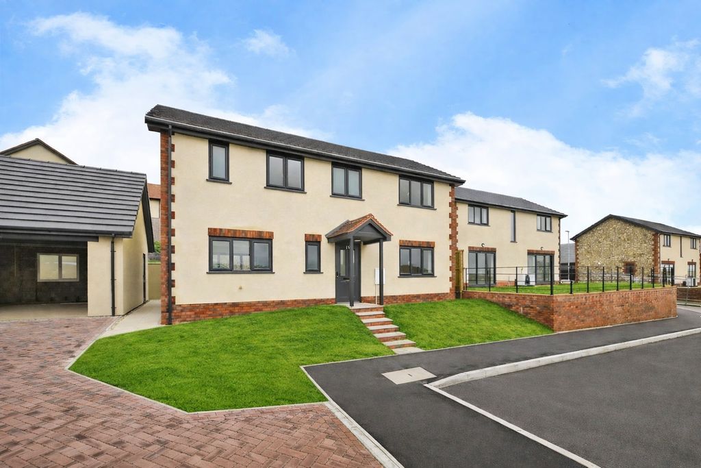 Property photo 1 of 19