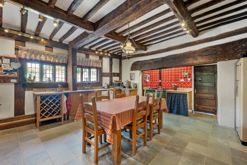 Property photo 2 of 39 Kitchen