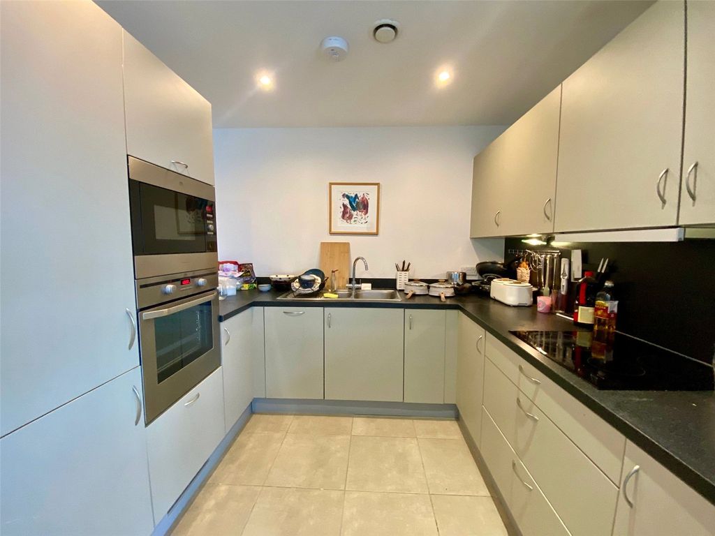 Property photo 2 of 18 Picture No. 02