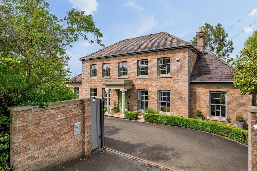 Property photo 1 of 53