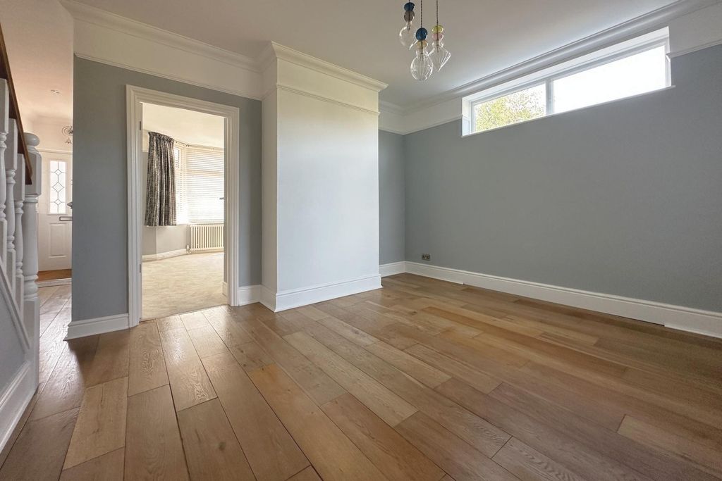 Property photo 3 of 21 Photo 6