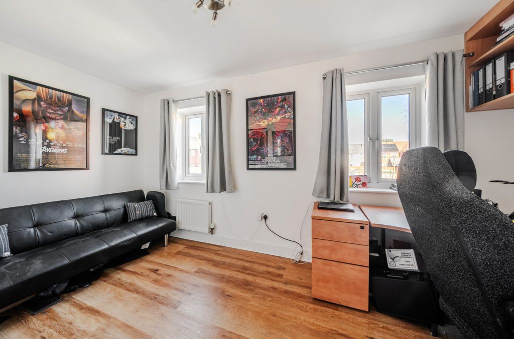 Property photo 3 of 13 1429875-8-69ba7d3...