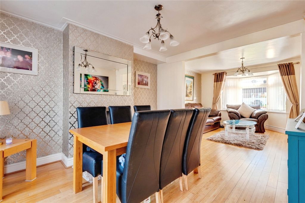 Property photo 3 of 17 Picture No. 06