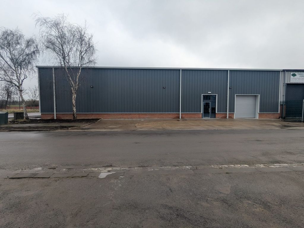 Property photo 3 of 9